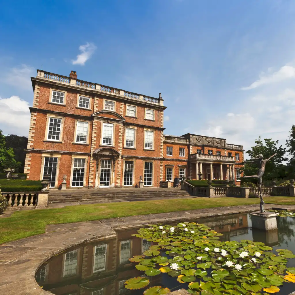 The forecourt of a stately home.