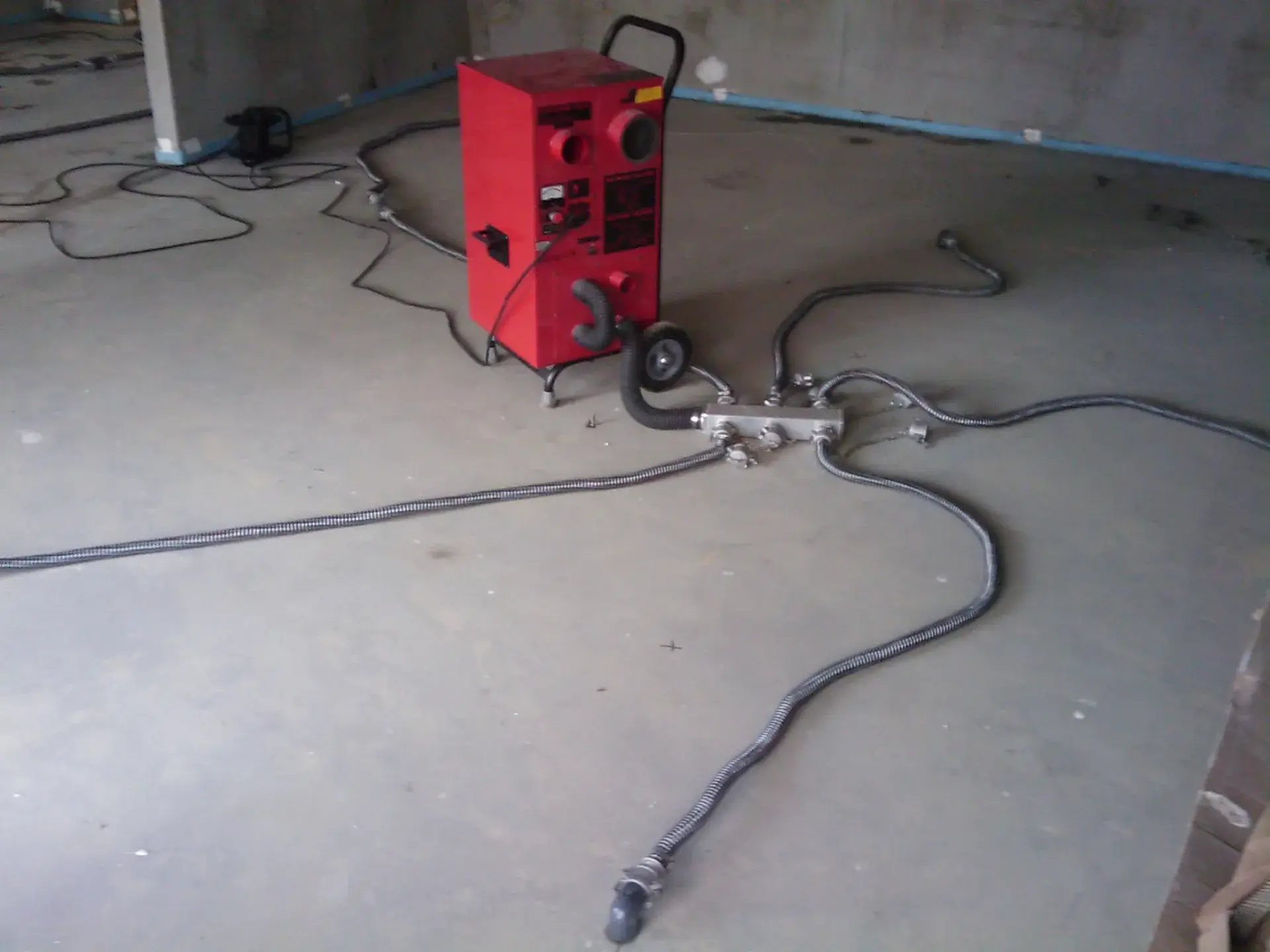 Injection drying after flooding: When standard drying isn’t enough