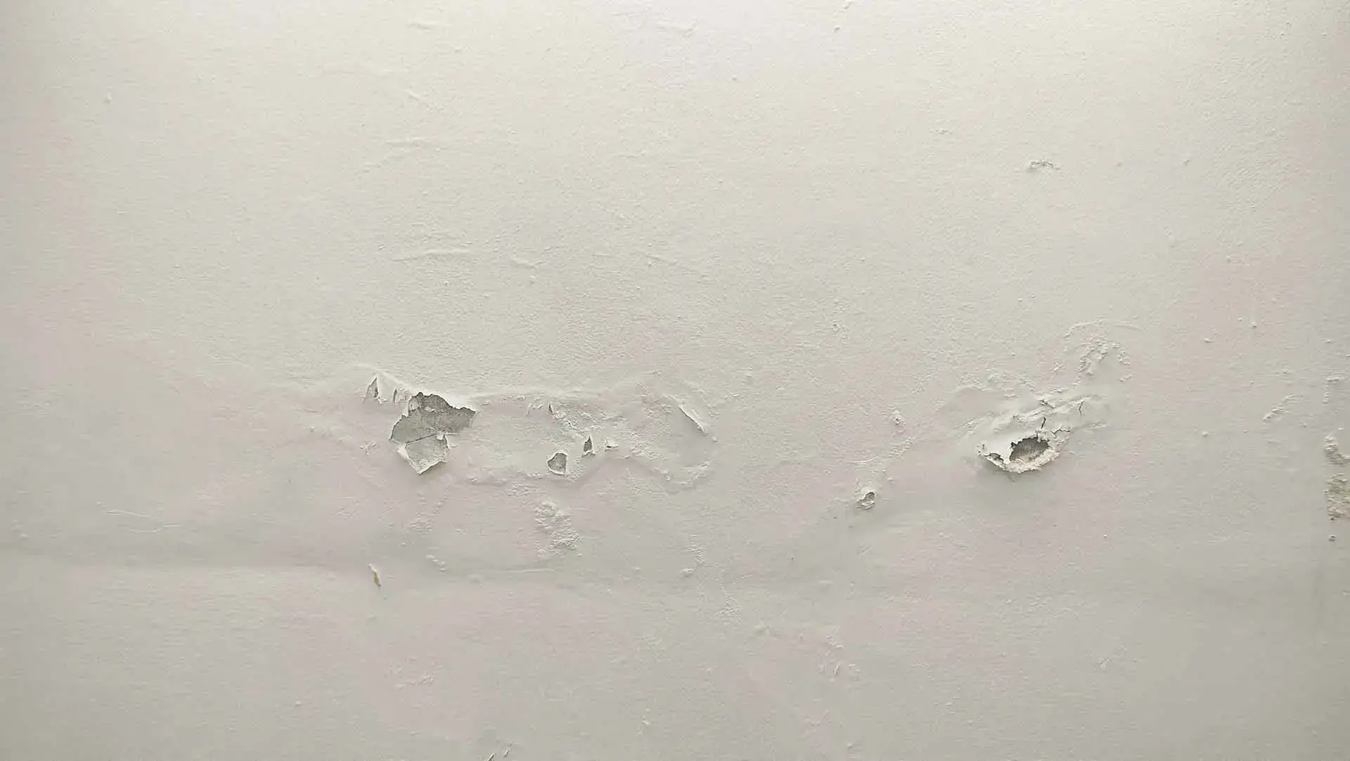 How can I identify water ingress in my building?